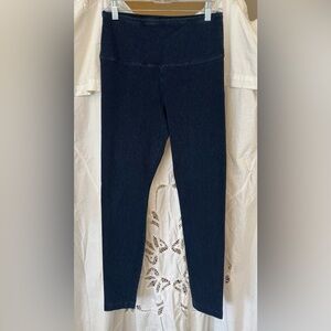 Lyssé jeggings. Size M.